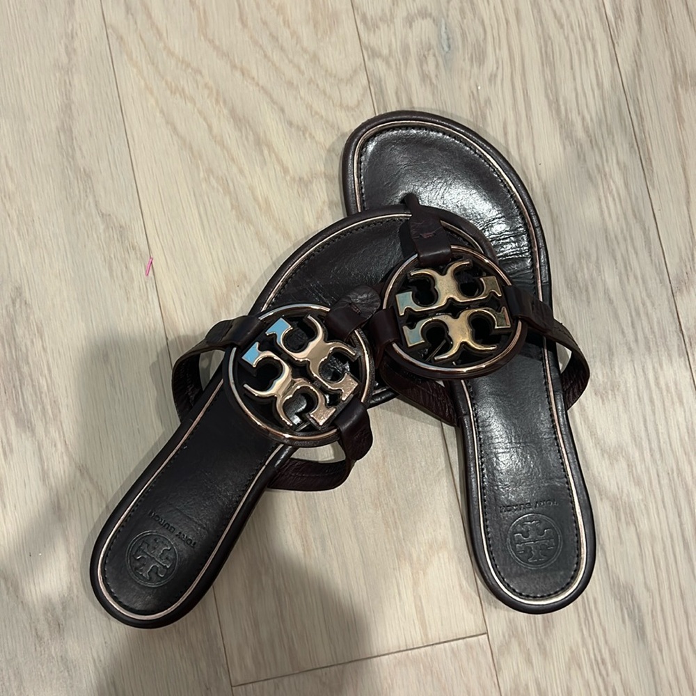 BROWN LEATHER TORY BURCH MILLERS